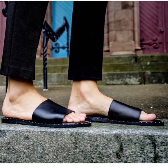 🆕{STEVE MADDEN} Taylor Studded Slide Sandals - Picture 11 of 16